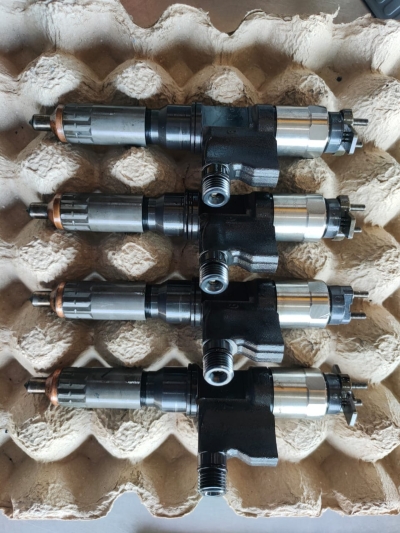 ISUZU NPR 4HL1
NOZZLE