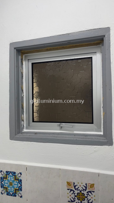 aluminium silver + naco frosted glass dark 