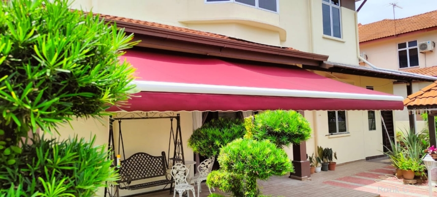 Retractable Awning 