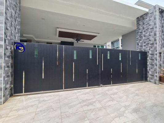 Folding Gate Lorong IM 11/3, Mahkota Heights