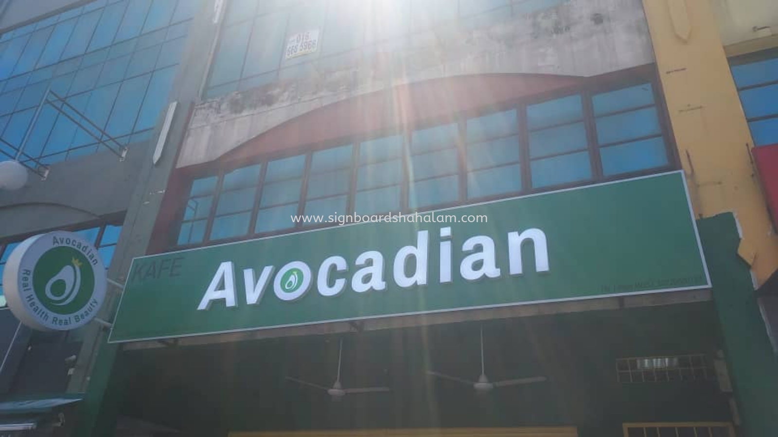 Avocadian Group Puchong - 3D LED Box Up Signboard -Frontlit 