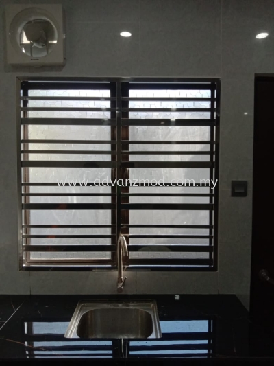 Stainless Steel Window Grille & Stainless Steel Plate Door 