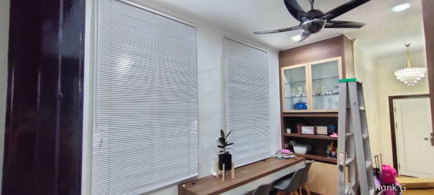 Timber Venetian Blind 