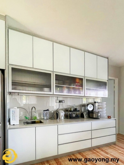 Kabinet Dapur Aluminium Pintu Putih