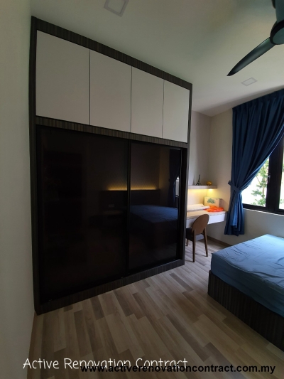 Bukit Gambir Double Storey Bungalow Master Bedroom Wardrobe Design Reference