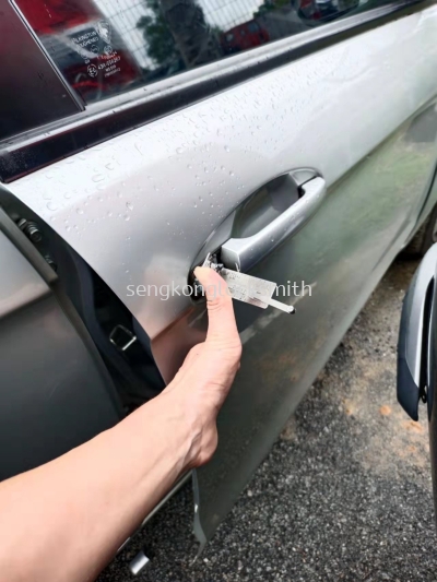 car unlock service