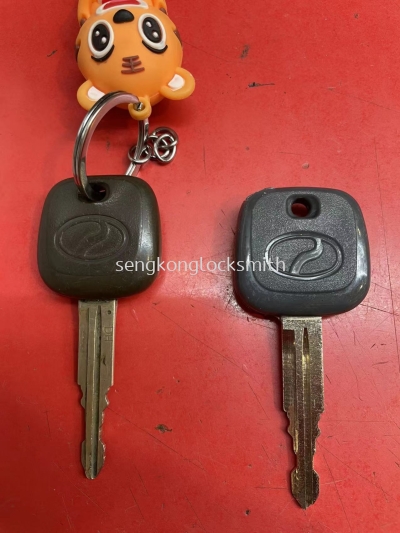 duplicate myvi car key