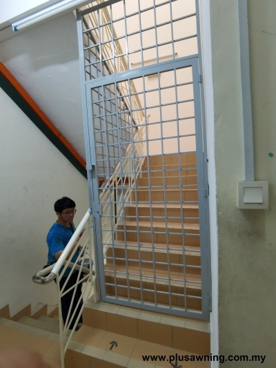 Staircase Cage Grille Door Design Reference