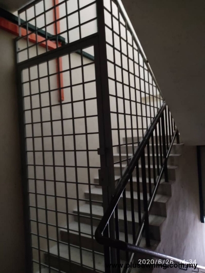 Staircase Cage Grille Door Design Reference