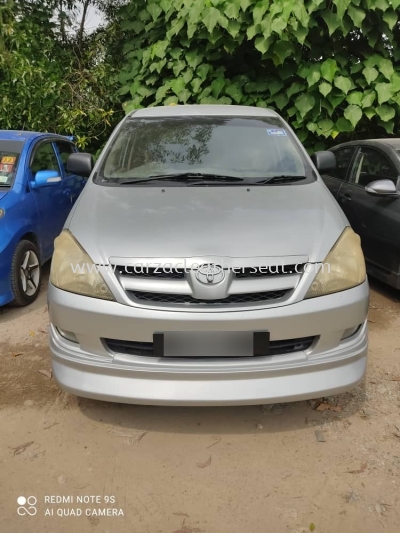 TOYOTA INNOVA DOOR STEP COVER SPRAY 