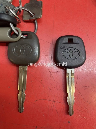 Toyota car key with chip