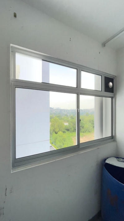 sliding windows 2 + Above fit glass @Apartment D'Kristal, Jalan Ecohill 1/2, Semenyih 