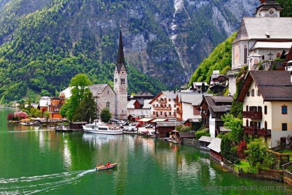 Landscape Mural Wallpaper - Hallstatt Lake