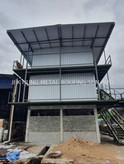 Pu metal roofing 