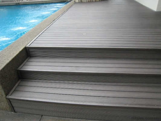 Rujukan Lantai Decking Luaran