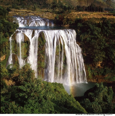 Hourhome Landscape Wallpaper : Waterfall UG034