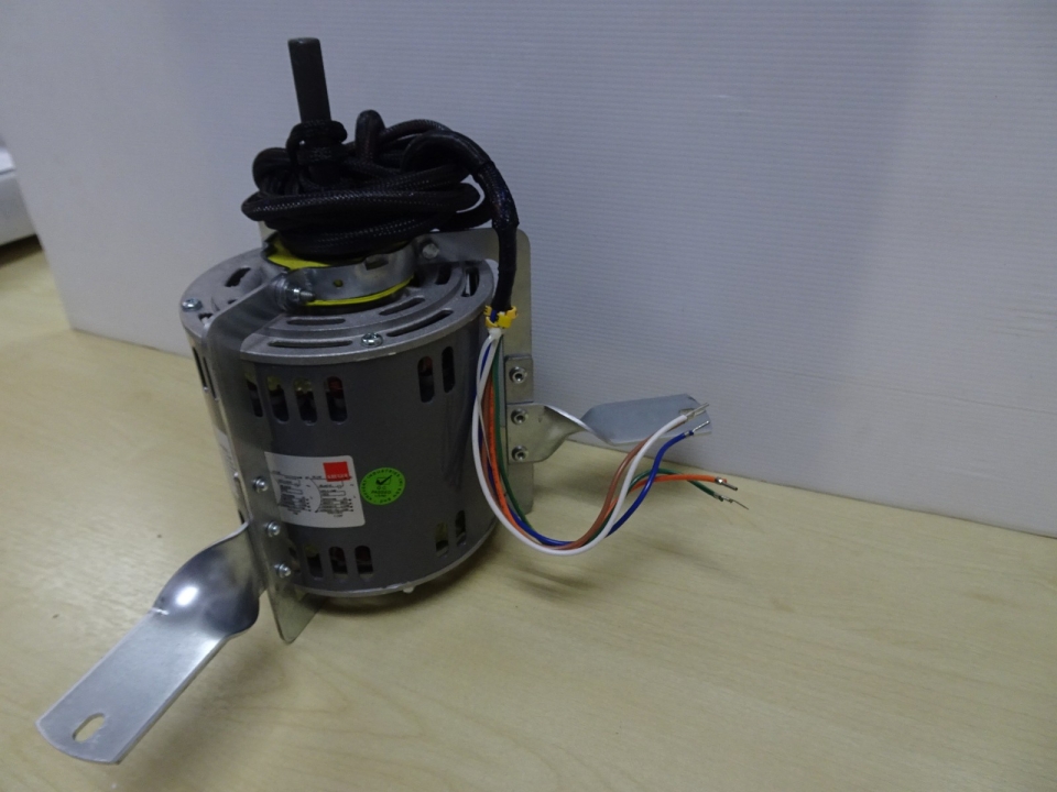 KRUGER F3MC7324-01-00 MOTOR C/W CAP. 20.0UF & BRACKET (750W 220-240V/50HZ/1PH 4P-1) (CSD 315 4P-1) (REPLACED:F3MC7321-00)
