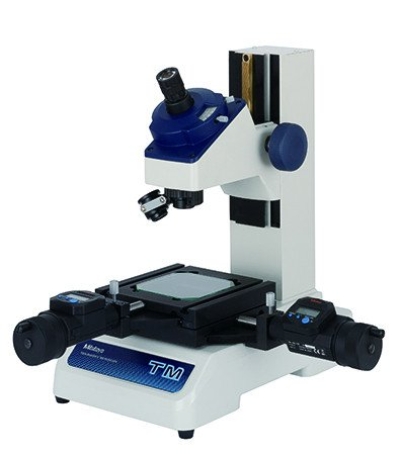 MITUTOYO - Toolmakers Measuring Microscope (TM-505B)