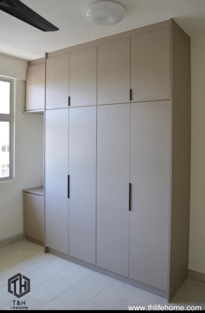 Wardrobe With Dressing Table@PPAM Saderi Putrajaya