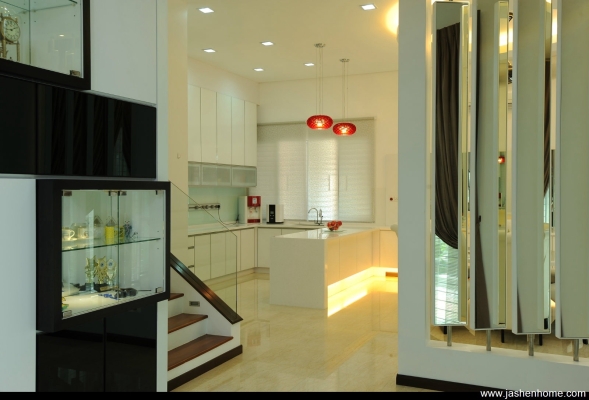 Custom Dry Kitchen Cabinet With Island Table Design @ Klang / Selangor