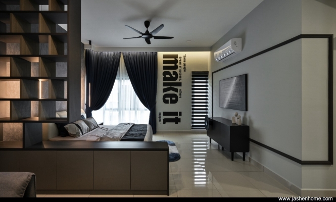 Bandar Puteri Puchong Terrace House Super Master Bedroom & Display Divider Cabinet Design