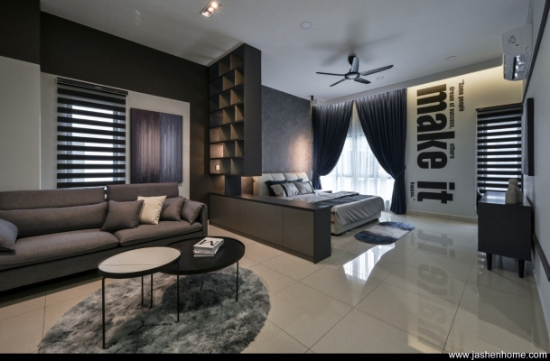 Bandar Puteri Puchong Terrace House Super Master Bedroom & Display Divider Cabinet Design 
