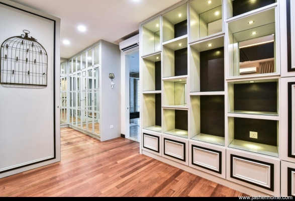 Duta Villa Setia Alam Terrace House Display Cabinet Design 