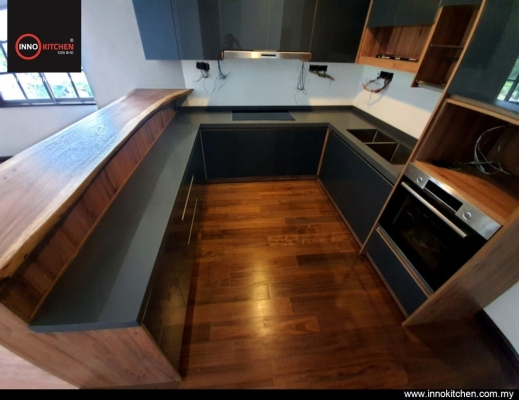 Dark Wood Drain Kitchen Cabinet Design In Country Villa Country Heights Kajang