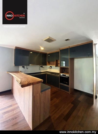 Dark Wood Drain Kitchen Cabinet Design In Country Villa Country Heights Kajang