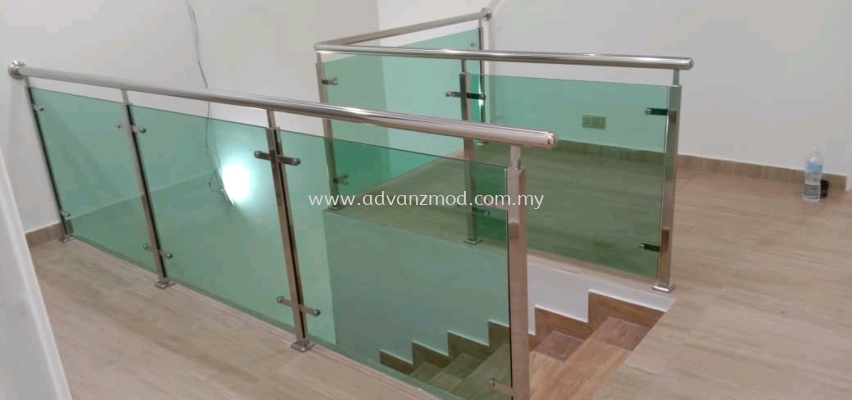 Stainless Steel Staircase Glass Railing With 12mm Light Green Tempered Glass @Segambut 