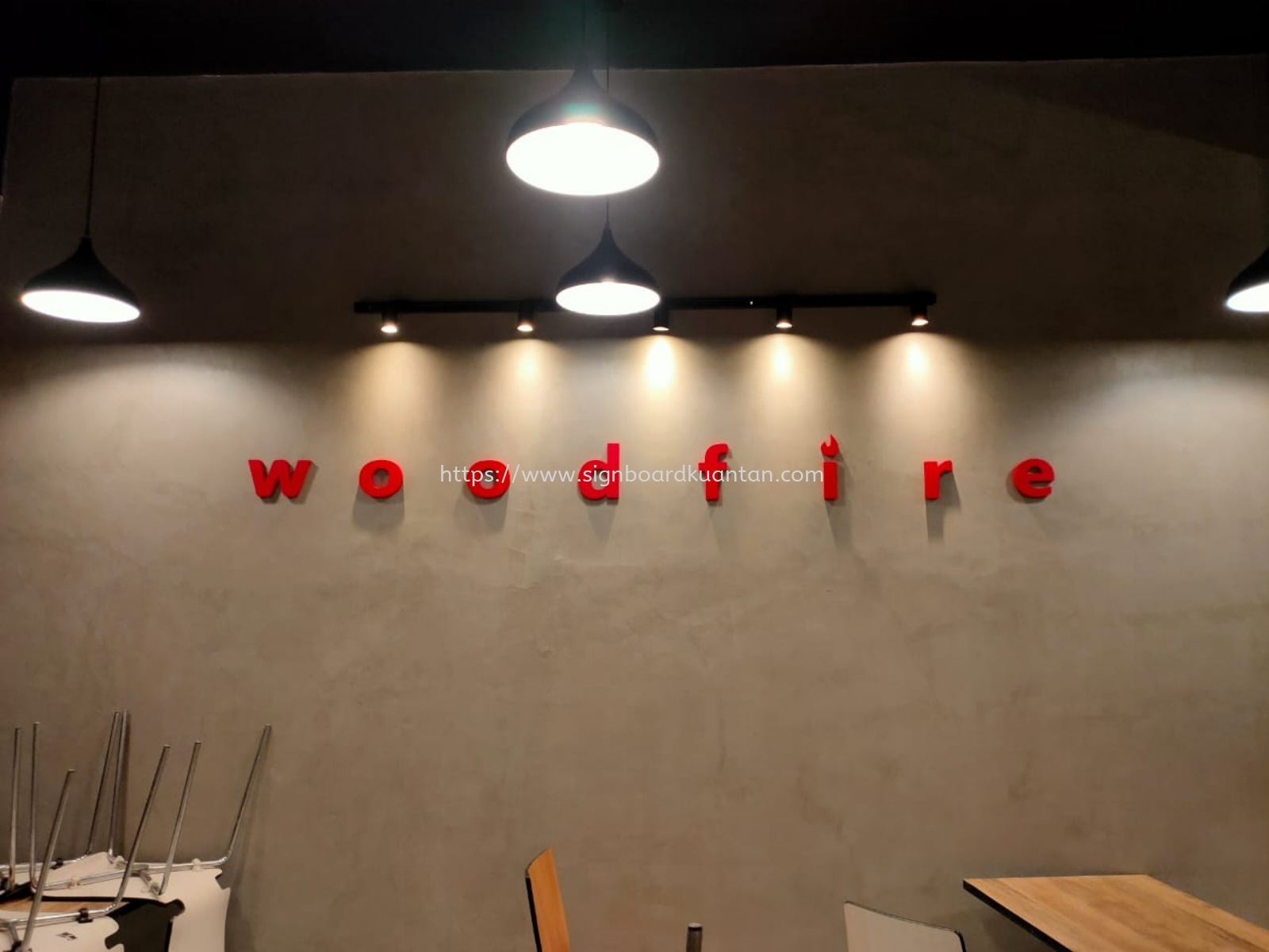 WOODFIRE PVC LETTERING SIGNAGE SIGNBOARD AT ROMPIN
