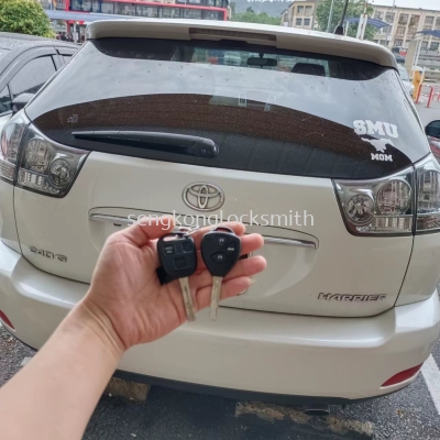 toyota harrier car key with remote control