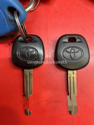 duplicate car key