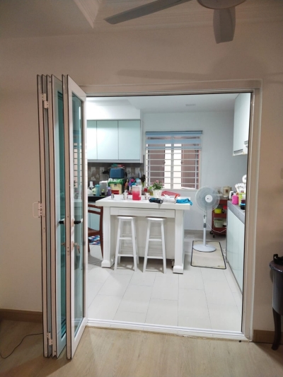 kota warisan sepang aluminium door