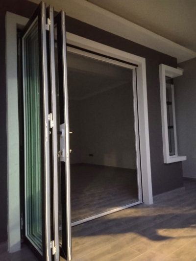 elmina shah alam folding door 