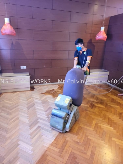 Walnut flooring polish _ Shah Alam AreaWalnut flooring polish _ Shah Alam Area