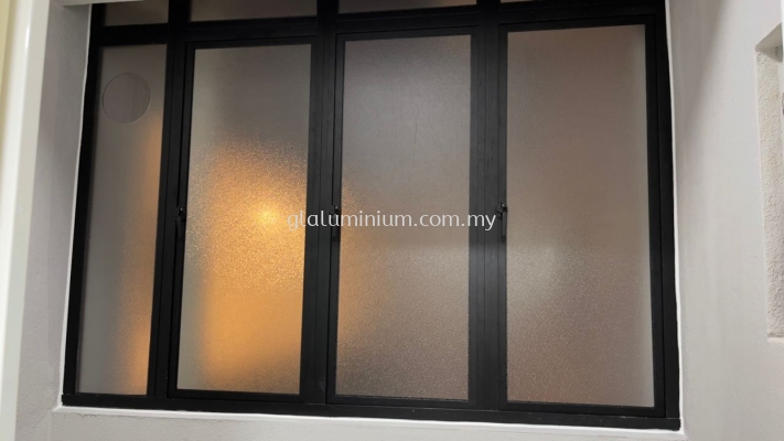 Casement window 4 panel + Above fit glass @ Galleria 2 @ Taman Equine, Sri Kembangan 