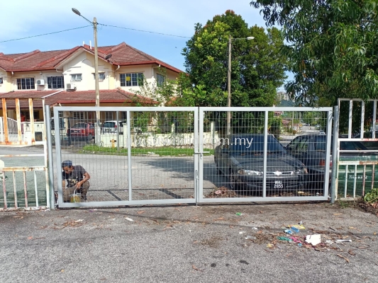 SWING GATE @SEKSYEN 3, BANDAR MAHKOTA CHERAS, KAJANG, SELANGOR