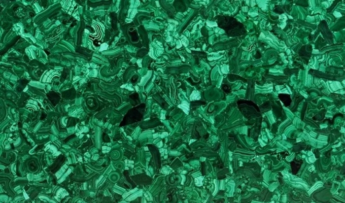 Stone Material : Malachite Regular Pieces