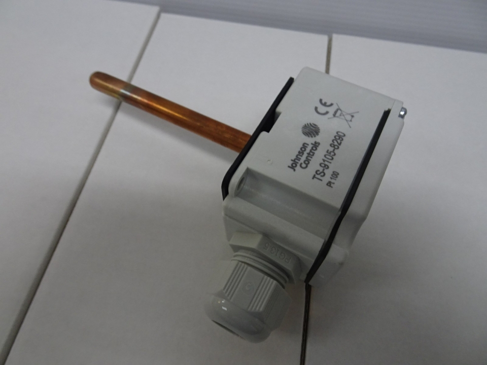 JOHNSON CONTROLS TS-9105-8290 (PT100) TEMPERATURE SENSOR
