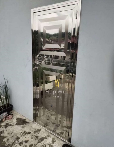 STAINLESS STEEL KITCHEN DOOR