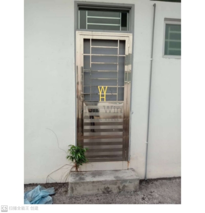 STAINLESS STEEL KITCHEN DOOR