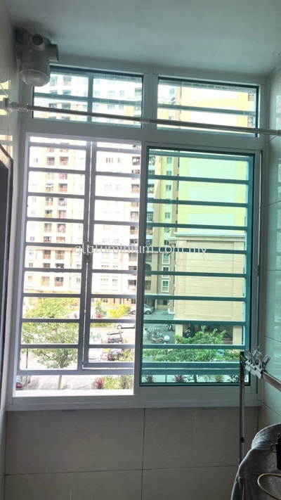 Sliding windows 2 panel + Above fit glass @Flat Pudu lmpian 1, Jalan Pudu Hulu, off jalan cheras, Kuala Lumpur 