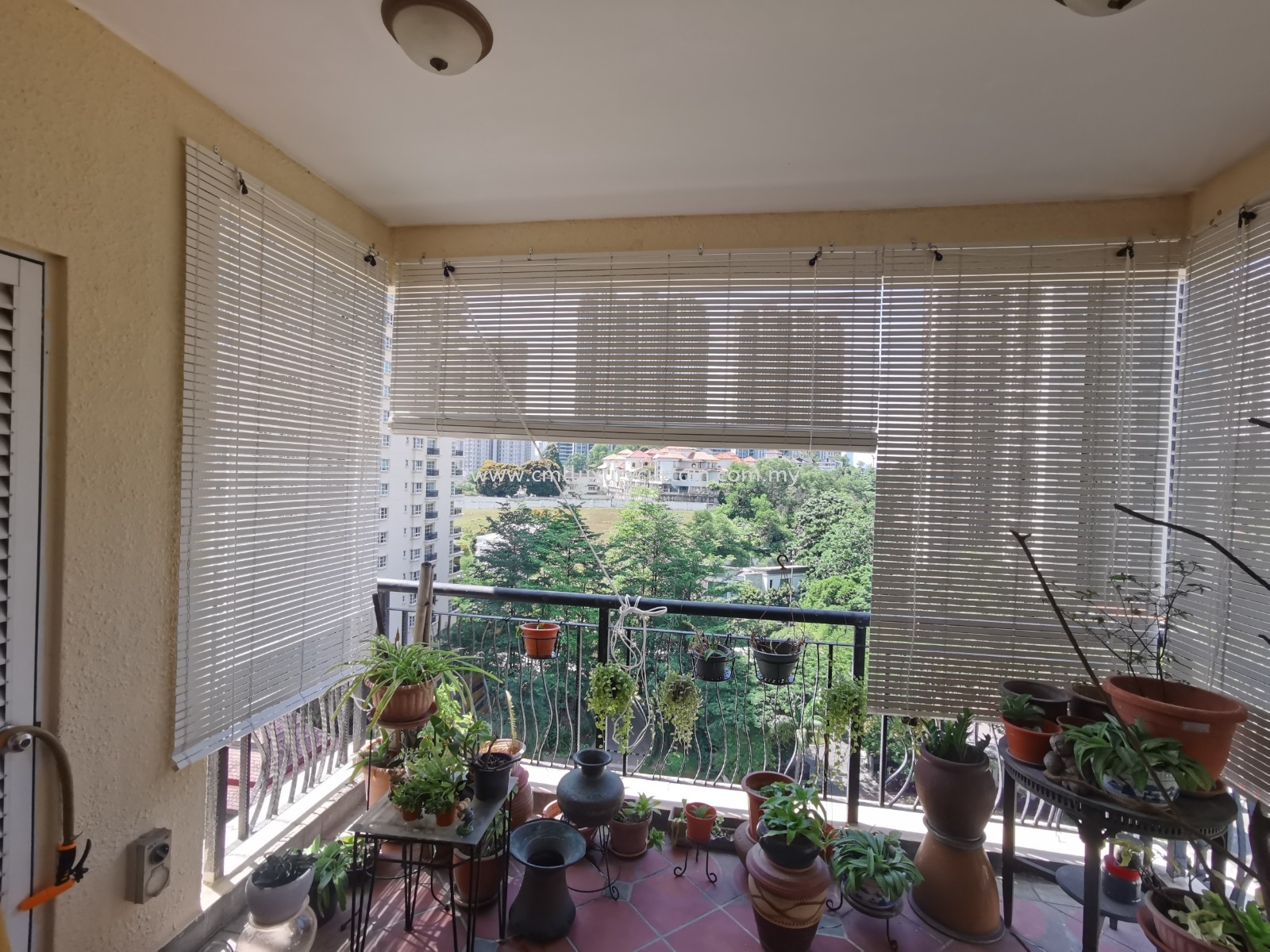 Outdoor Wooden Blind