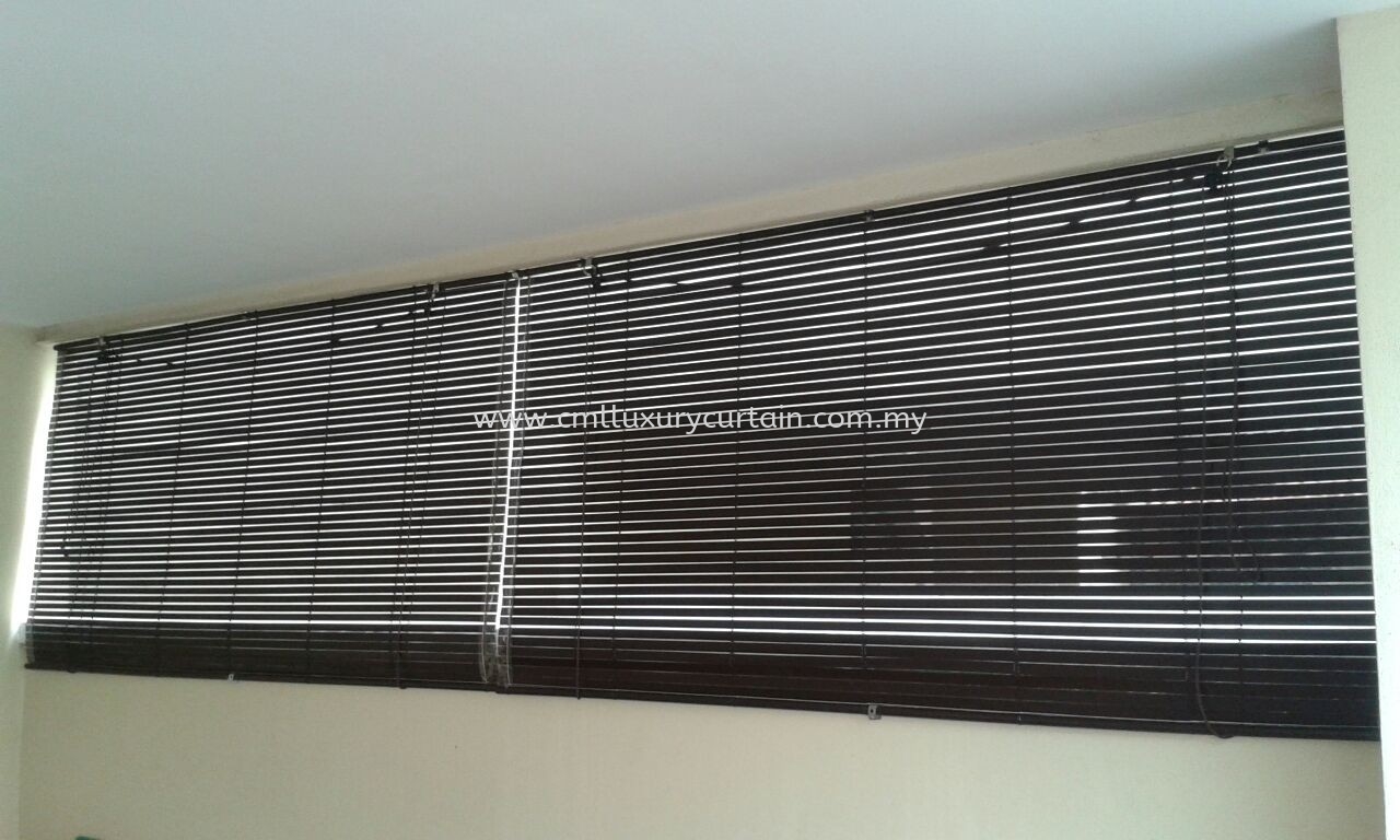 Outdoor Wooden Blind