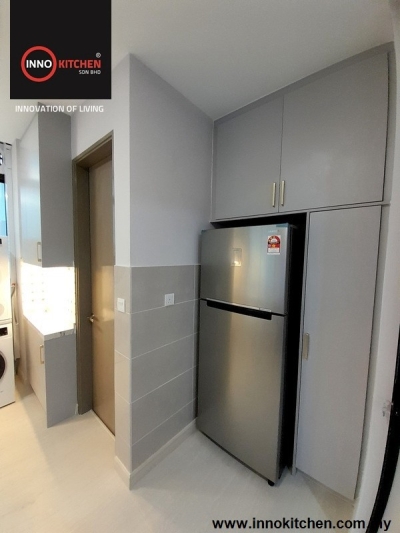 Full Wall Cabinet With Fridge Space - Bandar Puteri Bangi