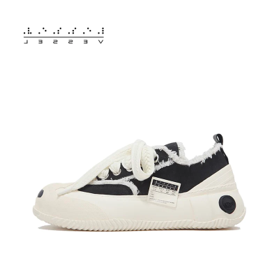 xVESSEL G.O.P. 2.0 MARSHMALLOW Classic Lows Black