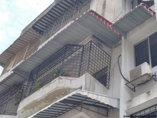 Awning Logam Untuk Tingkap Flat Termasuk Grill Kotak - Shamelin Perkasa, Kuala Lumpur 