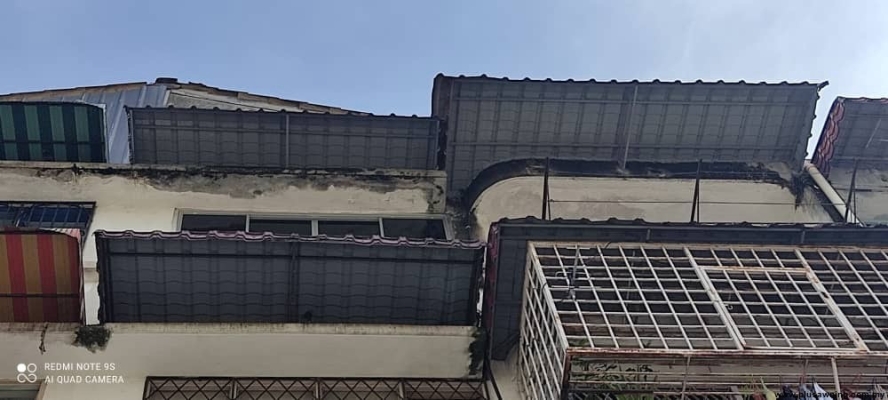 Awning Logam Untuk Tingkap Flat - Seri Cheras