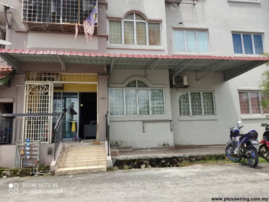 Awning Logam Tingkap Bawah Flat - Cheras